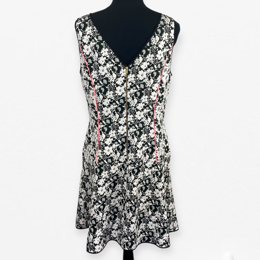 Banana Republic Black And White Lace Neon Accent V-Neck Sleeveless Sundress 12